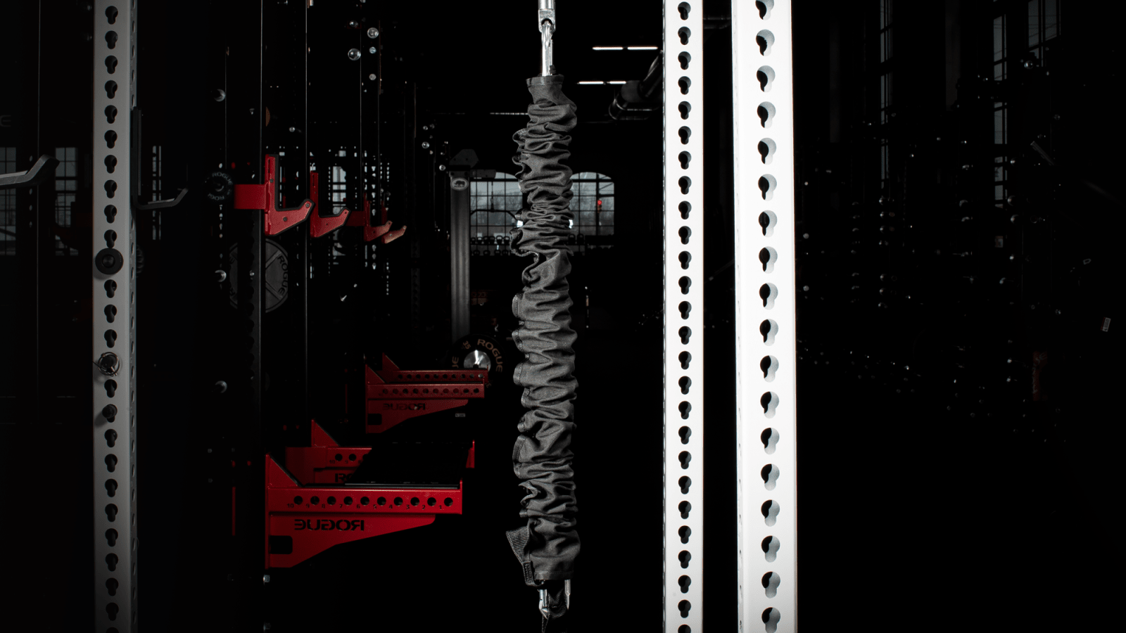 RF0834-BLACK-web11_ahrmb4